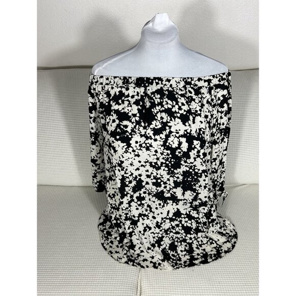Three Eighty Two Black White Floral Ladies Shirt, Bottom Ties, Size Large - Picture 2 of 7